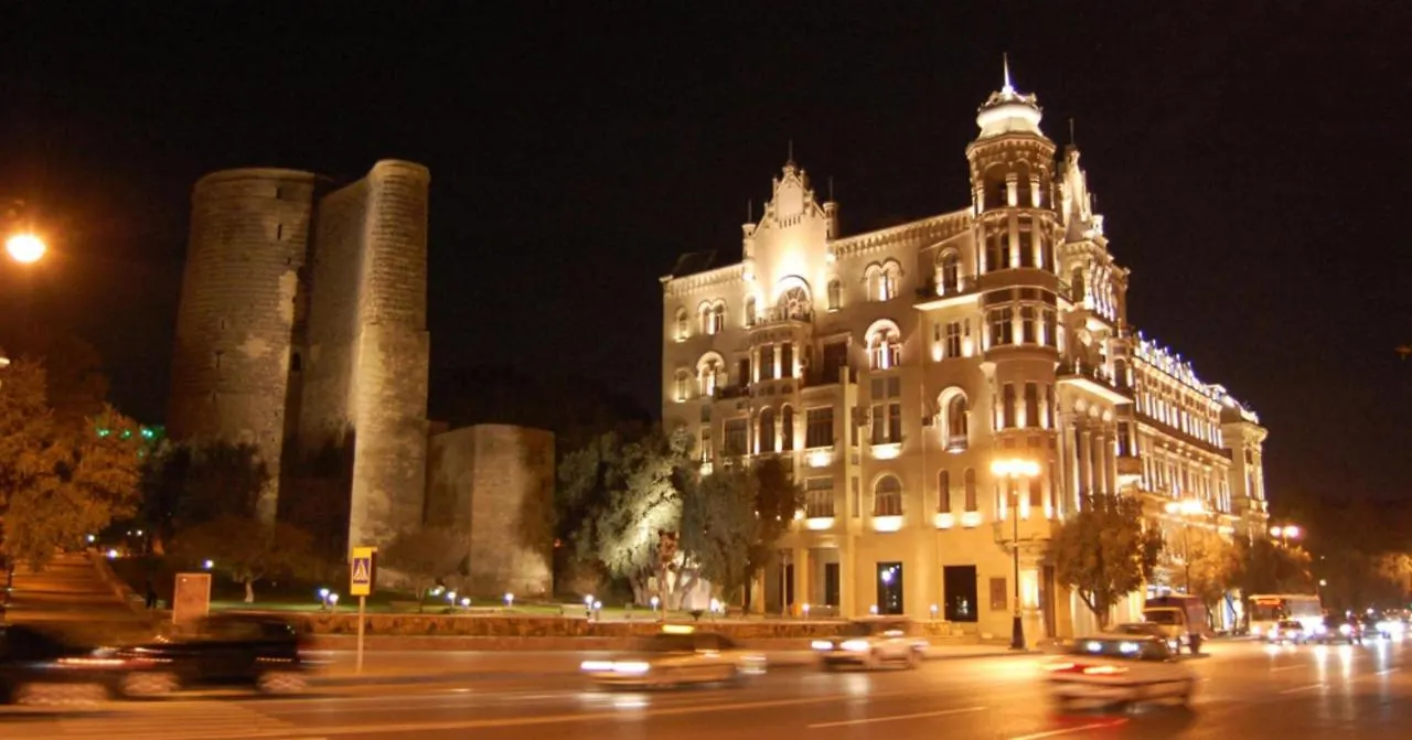 Dondar Hotel Formula 1 View Baku
