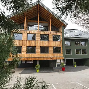 Les De La Maison Rouge 3* FRENCH ALPS